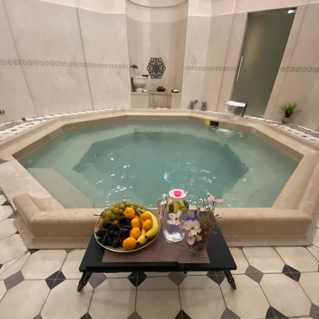 ISA BEGOV HAMAM by EGE | Prostor ispunjen suptilnom raskoši, gdje tišina postaje luksuz, a toplina oplemenjuje svaki trenutak!