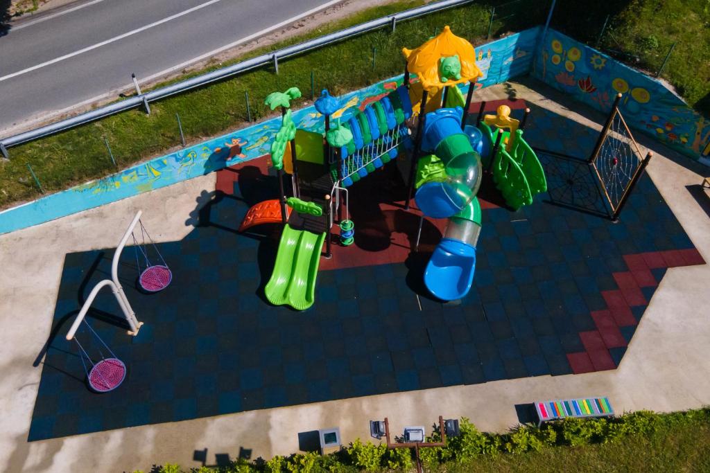 Doživite sklad prirode i odmora – Boravite u Hotelu Plivsko Jezero 3* i uživajte u bajkovitoj ljepoti Jajca i smaragdnog  jezera!