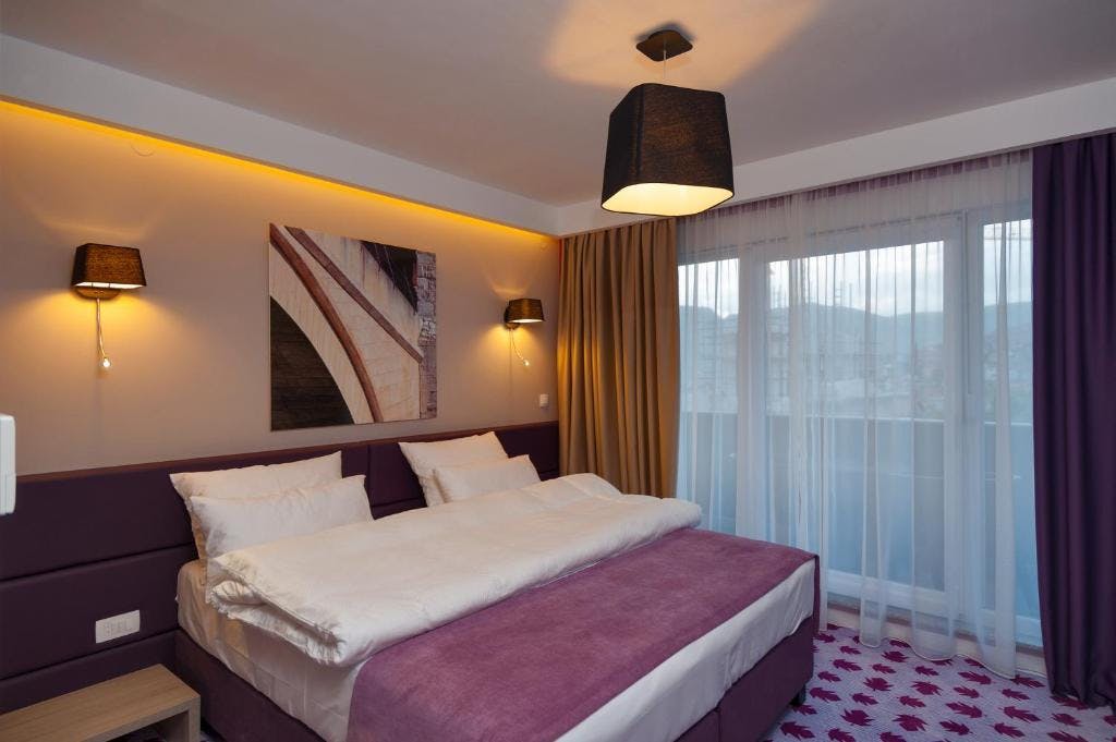 Otkrijte toplinu luksuza i posebne trenutke relaksacije koji hladne zimske dane pretvara u savršen odmor u Eden Hotel & Spa 4*, Mostar!