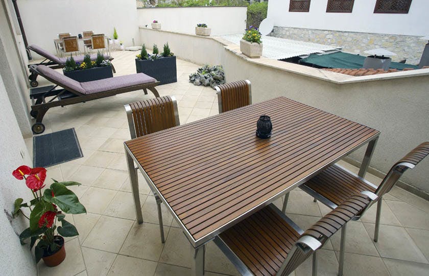 Hotel Emen 4*, Mostar I Doživite harmoniju Starog grada kroz tradiciju, kulturu i nezaboravne gurmanske užitke!