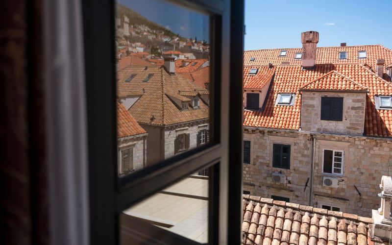 The Pucić Palace 5* – Luksuzni boravak u samom srcu dubrovačkog Starog grada, okružen historijom, kulturom i mediteranskim šarmom!