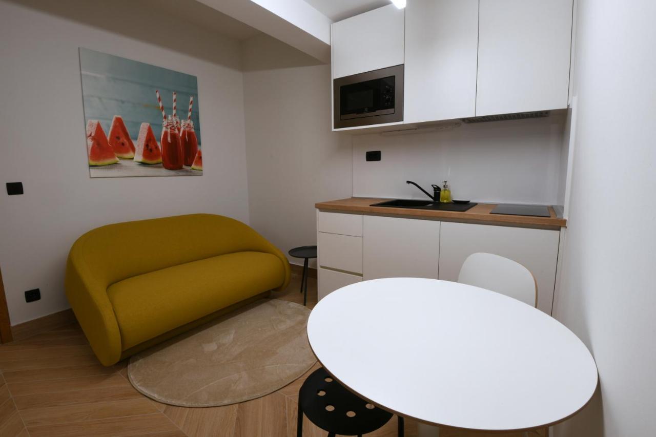 Baška Voda I Stvorite nezaboravne uspomene uz obalu u predivnoj atmosferi elegantnih soba Aparhotela Milenij 4*!