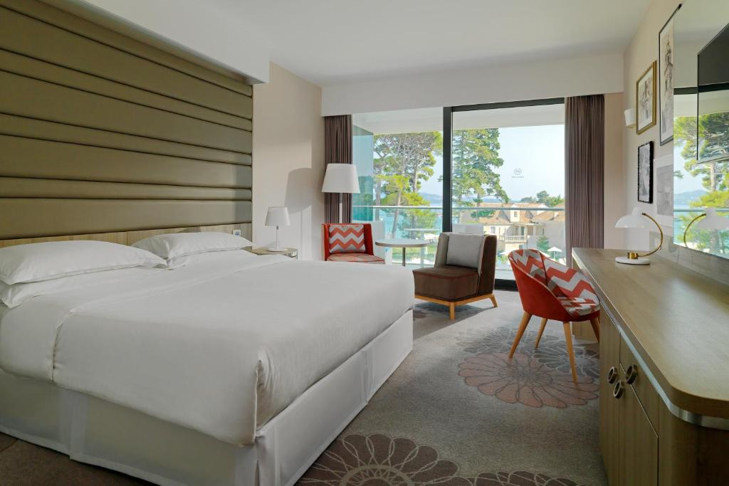 Sheraton Dubrovnik Riviera Hotel 5* – Uživajte u luksuznom Wellness & Spa odmoru na obali Jadrana, uz mirise mora i dašak elegancije!