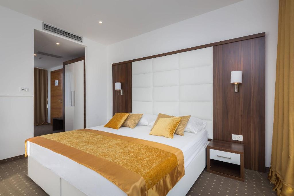 Uživajte u savršenom spoju mora, vrhunske usluge i autentičnog dalmatinskog šarma – Perla Resort 4*, Rogoznica!