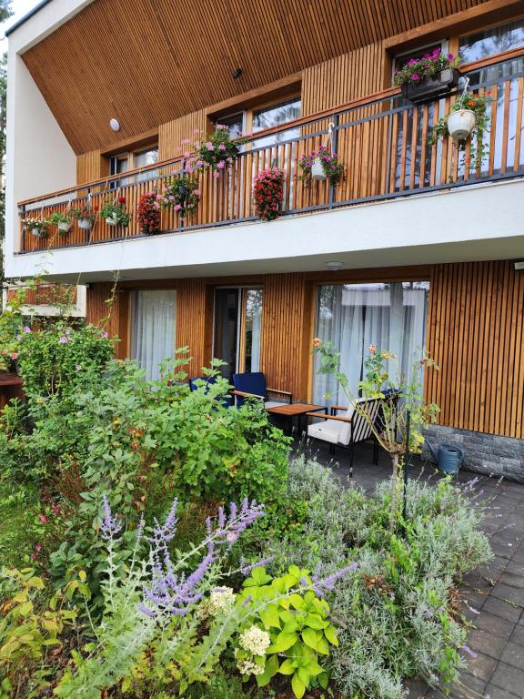 Tarčin Forest Resort & Spa 5* - Deluxe Vila | Iskusite harmoniju i ravnotežu kroz Wellness & Spa odmor u prirodnom okruženju!