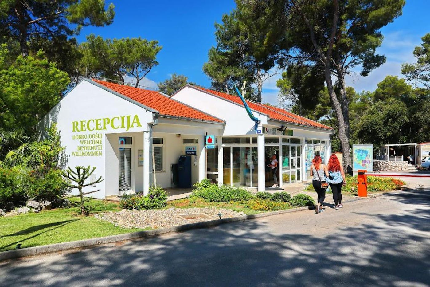 Kamp Park Soline 4* |  Vaša oaza mira i prirode uz more, s idealnom lokacijom u blizini grada!