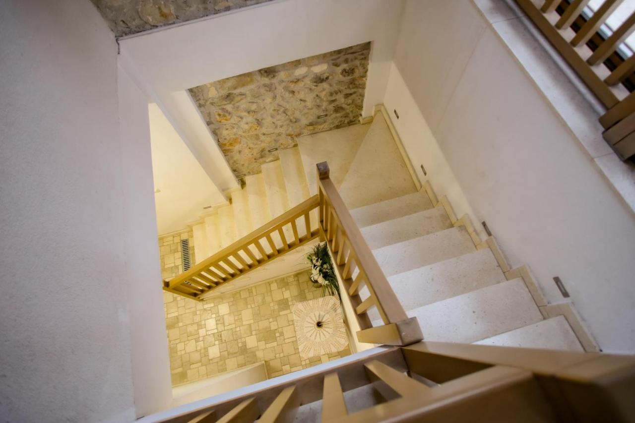 Hotel Emen 4*, Mostar – Autentična harmonija Starog grada, tradicije i vrhunskih gurmanskih užitaka!