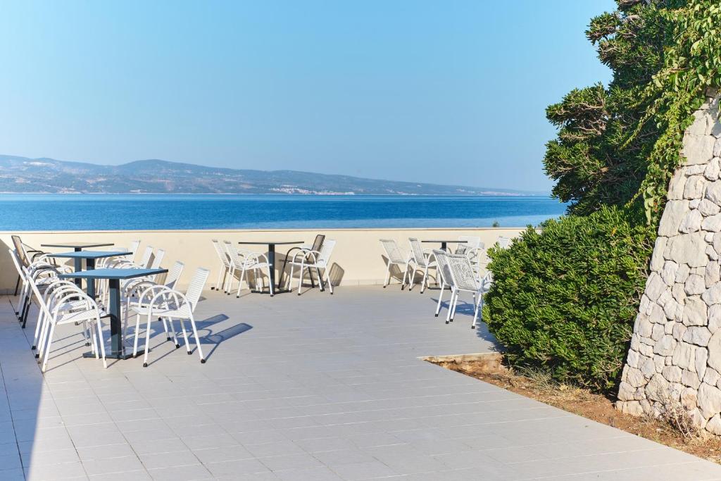 Sagitta All Inclusive Holiday Resort 3* | Prepustite se čarima Jadrana uz kristalno čisto more, mediteranski ambijent i bezbrižne trenutke ispunjene odmorom i uživanjem!