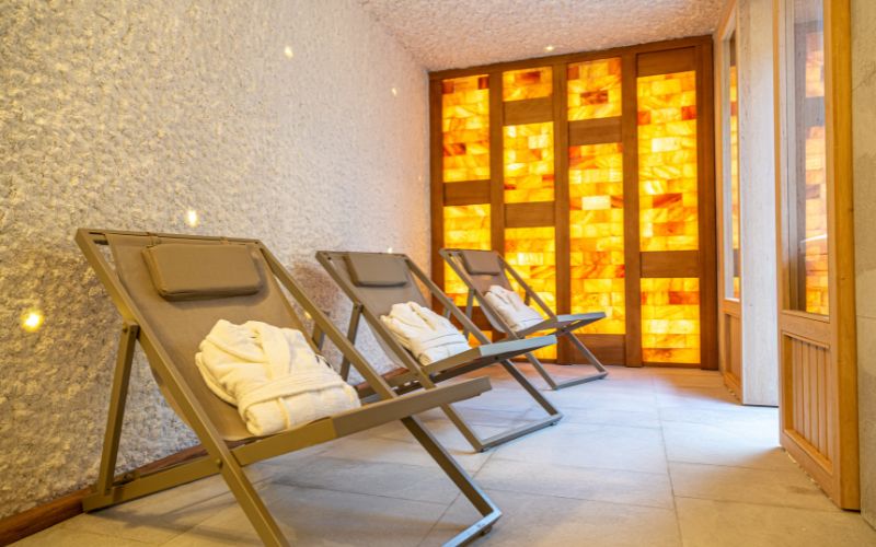 Otkrijte zimsku čaroliju netaknute prirode i mir planinskih vrhova uz Wellness & Spa opuštanje u Hotelu Monti Spa & Wellness 4* na magičnom Igmanu!