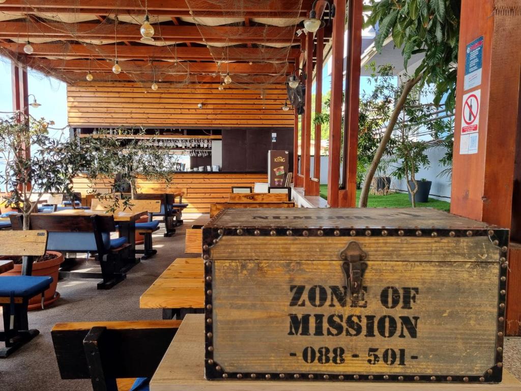 Jona Rooms Podstrana – uživajte u savršenom spoju mediteranskog ugođaja, blizine mora i elegantnog smještaja za odmor ispunjen uživanjem!