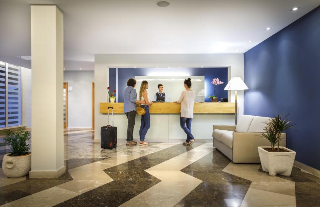 Aminess Lume Hotel 4* – elegantna oaza uz more gdje se spajaju vrhunska udobnost, očaravajući pogledi, čarolija Korčule i nezaboravni trenuci odmora!