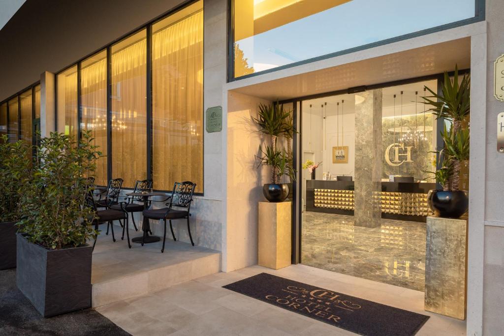 Prepustite se čarima dalmatinske obale uz Hotel Corner 4*, gdje vas očekuju udobnost, moderan stil i ugodan boravak u Splitu!