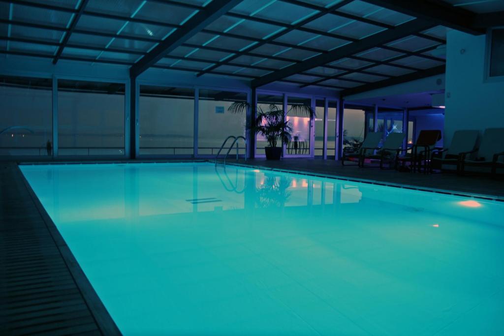 Hotel Jona 4*, Podstrana – osjetite harmoniju prirode, morskog povjetarca i elegantnog ambijenta stvorenog za potpuno uživanje!