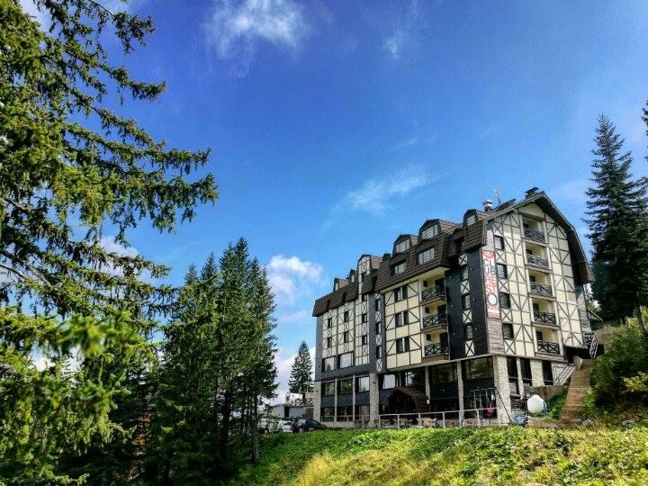 Hotel Lavina 4*, Jahorina |  Prepustite se potpunom opuštanju uz luksuzni Wellness & Spa doživljaj za dvoje s pogledom na veličanstvene planine!