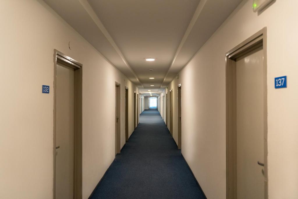LAST MINUTE ponuda za savršen jesenski predah – uživajte uz more, prirodu i mir Baškog Polja u Alemaris Resortu 3*!