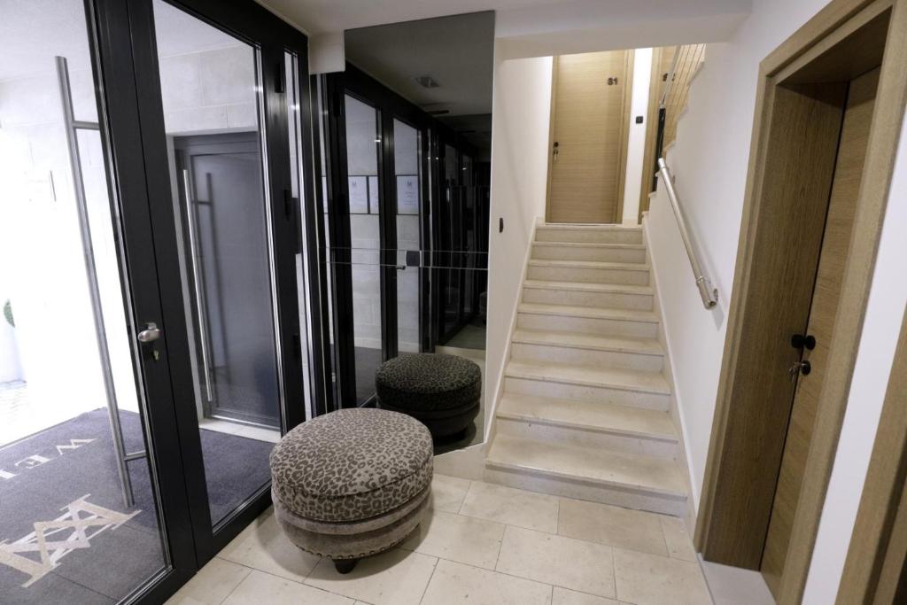 Villa Verica 4* | Prepustite se ljepotama Baške Vode i boravite u apartmanima koji nude potpuni komfor i čarobnu atmosferu!