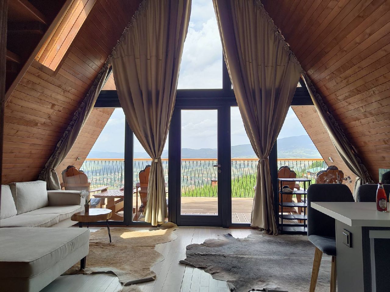 Malak Farma – Savršen bijeg od gradske užurbanosti u zagrljaj tišine, svježeg zraka i prirodne harmonije!