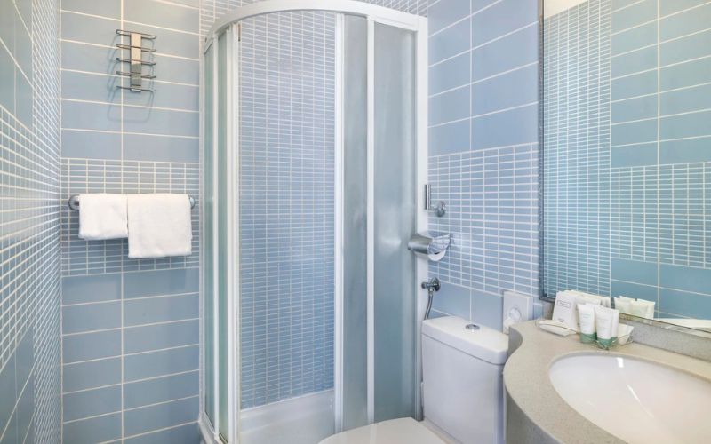 Turističko naselje Amarin 4* I Prepustite se miru i luksuzu odmora uz bazen s panoramskim pogledom na prelijepi Rovinj!