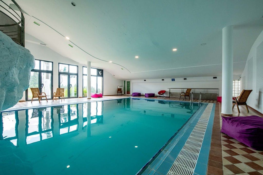 Vlašić u jesenskom ruhu – uživajte u čarima planine, miru prirode i opuštanju u Wellness & Spa centru Hotela Sunce 3*!