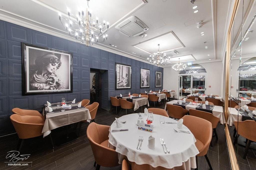 Uživajte u čarobnom ambijentu Baške Vode, uz udobnost, eleganciju i posebne trenutke koje vam pruža Grand Hotel Slavia 4*!