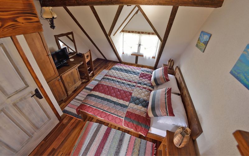 Doživite Turističko naselje Čardaci – oazu mira gdje se priroda, arhitektura i gostoprimstvo spajaju u savršen bijeg od svakodnevice!