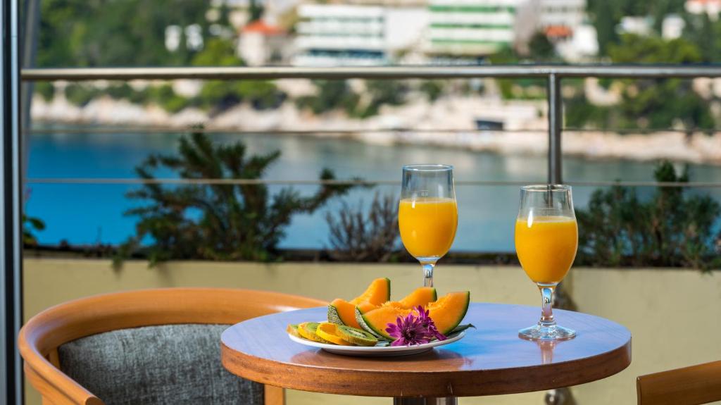 Hotel Uvala 4*, Dubrovnik – otkrijte čari luksuznog odmora uz predivne jadranske pejzaže, vrhunsku udobnost i autentični mediteranski ugođaj!