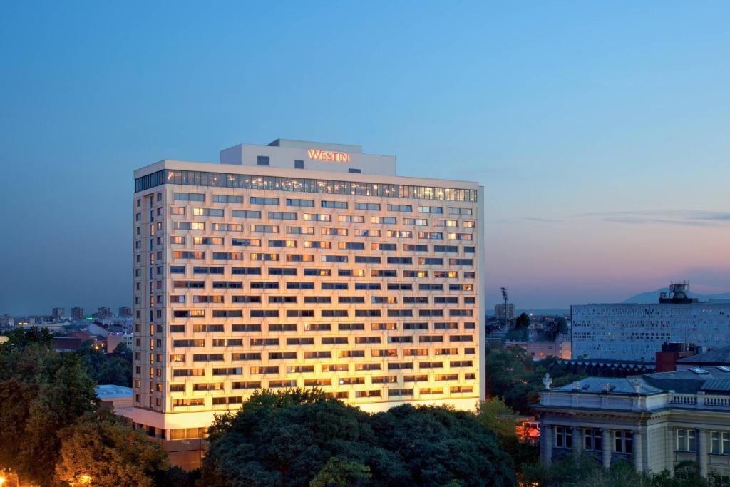 Doživite vrhunski luksuz u Hotelu The Westin 5*, Zagreb – mjesto gdje se elegancija, vrhunska usluga i besprijekorna udobnost spajaju u jedinstveno iskustvo!