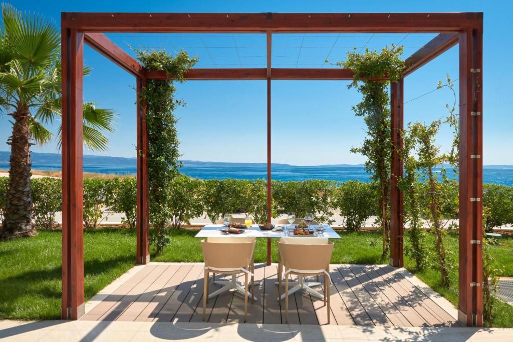 Hotel Amphora 4* – spoj luksuza, komfora i dalmatinske topline, savršen za miran i elegantan odmor u Splitu!