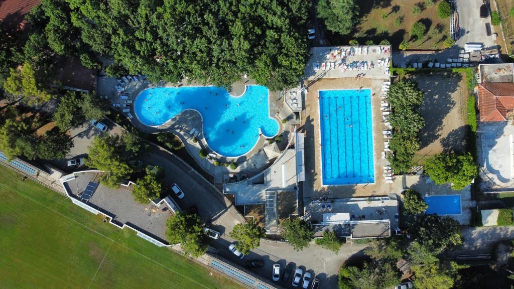 Hotel Grande Casa 4* u Međugorju nudi elegantan odmor uz vrhunsku uslugu, toplu atmosferu, profinjen stil i potpunu udobnost!