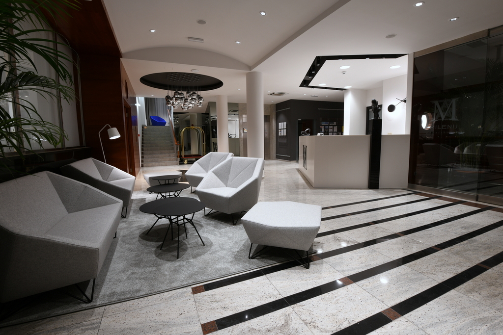 Aparthotel Milenij 4* - otkrijte mediteransku oazu mira i uživajte u nezaboravnom odmoru tik uz more u čarobnoj Baškoj Vodi!