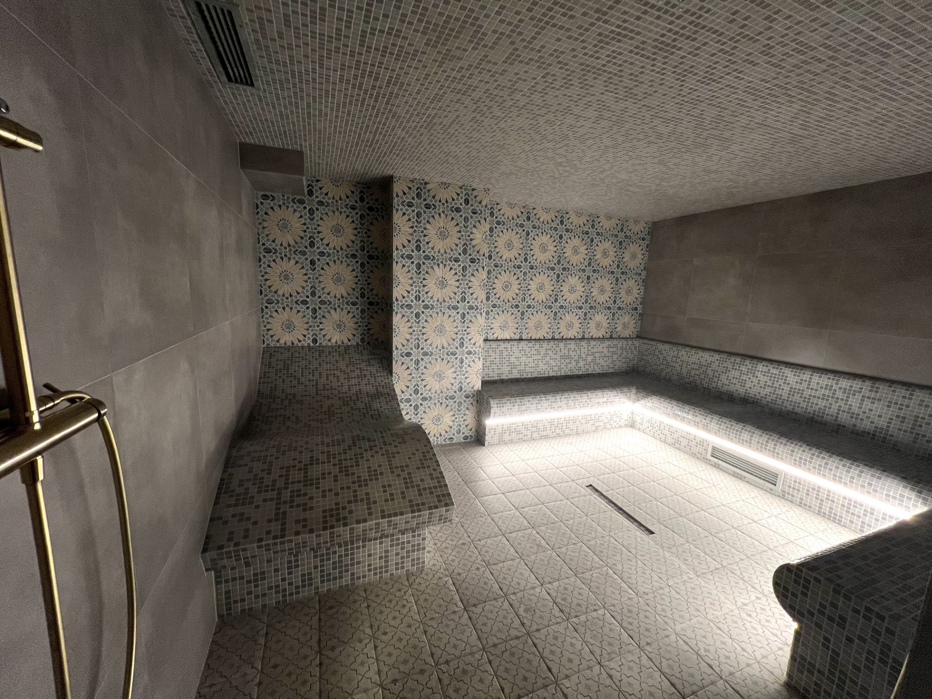 Malak Regency Hotel 5* – Prepustite se danu ispunjenom mirom, tišinom i harmonijom, gdje luksuz susreće potpuni sklad!