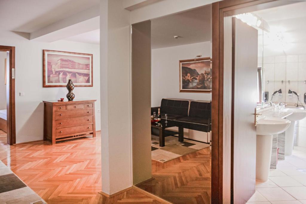 Zima na Vlašiću – savršen spoj prirodnog mira i luksuznog Wellness & Spa opuštanja u Hotelu Pahuljica 4*!