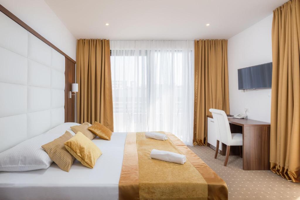 Vrijeme je za pravi morski odmor – uživajte u ljepotama Rogoznice i vrhunskoj udobnosti Perla Resorta 4*!