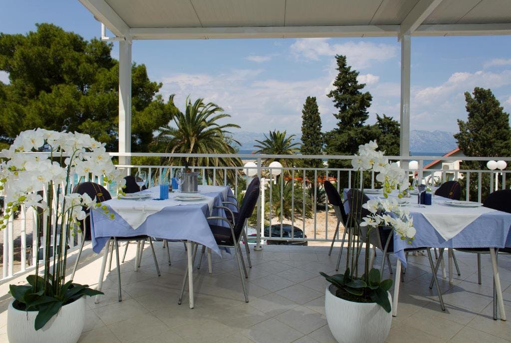 Neka svaki trenutak bude posebna uspomena uz All Inclusive uslugu i čaroban pogled na more u Hotelu Faraon 3*, Trpanj!