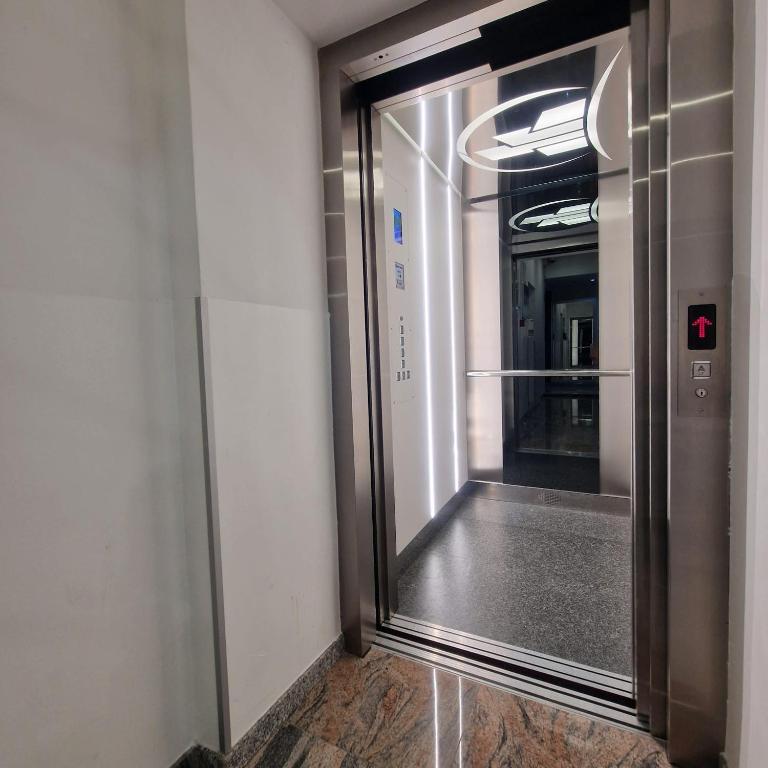 Otkrijte spoj modernog ambijenta, vrhunske udobnosti i luksuznog boravka u srcu Bihaća uz Hotel Swiss Plus 3*!