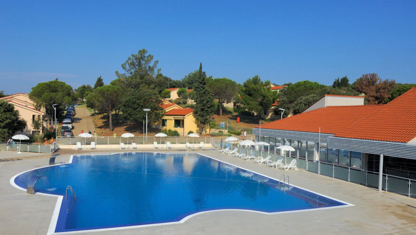 Resort Petalon 4*, Vrsar I Doživite idealan vikend uz polupansion, mediteranski ugođaj i ljepotu šljunčanih plaža!