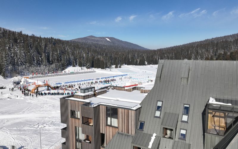 Otkrijte zimsku čaroliju netaknute prirode i mir planinskih vrhova uz Wellness & Spa opuštanje u Hotelu Monti Spa & Wellness 4* na magičnom Igmanu!