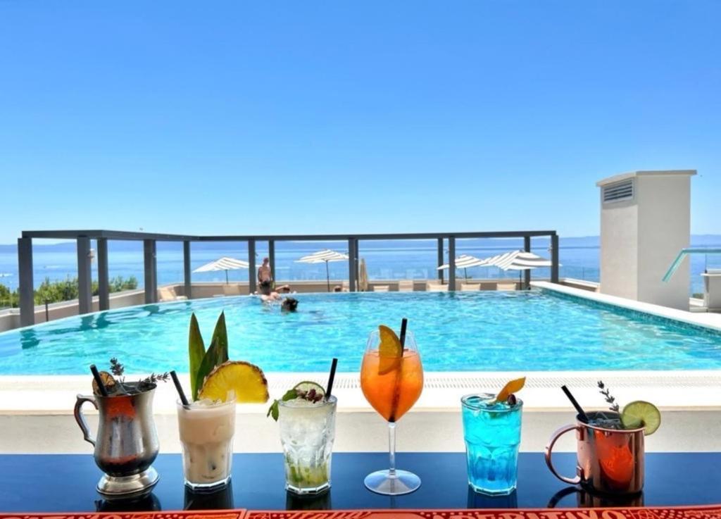 Uživajte u Makarskoj, moru i mirisima Mediterana – očekuje vas opuštajući odmor u Hotelu Mirjam 4* uz prekrasan ambijent, vrhunsku udobnost i trenutke za pamćenje!