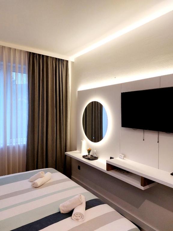 Otkrijte spoj modernog ambijenta, vrhunske udobnosti i luksuznog boravka u srcu Bihaća uz Hotel Swiss Plus 3*!