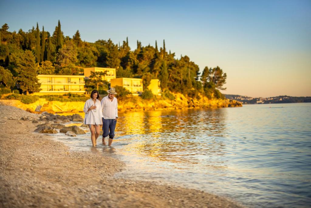 Hotel Astarea 3*, Dubrovnik | Prepustite se trodnevnom odmoru za dvije osobe – uživajte u kristalno čistom moru, mediteranskom duhu i šetnjama renesansnim vrtovima Dubrovnika!