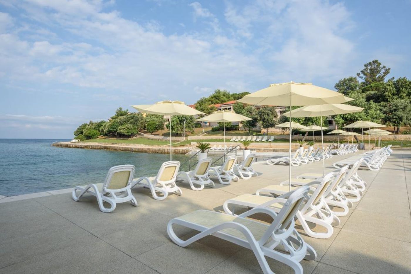 Resort Petalon 4*, Vrsar I Odmor kakav zaslužujete, šljunčana plaža, opuštajući ambijent i polupansion!