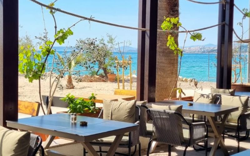 Hotel San Antonio 4* u Podstrani savršeno je mjesto za bijeg od svakodnevice, uz more, sunce i neodoljivi dalmatinski ugođaj!