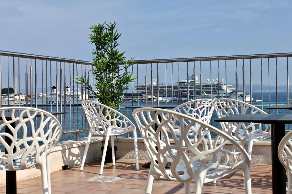 Otkrijte Split, grad sunca, mora i historije, i uživajte u nezaboravnom boravku u Hotelu Galeria Valeria Downtown Seaside 4*!