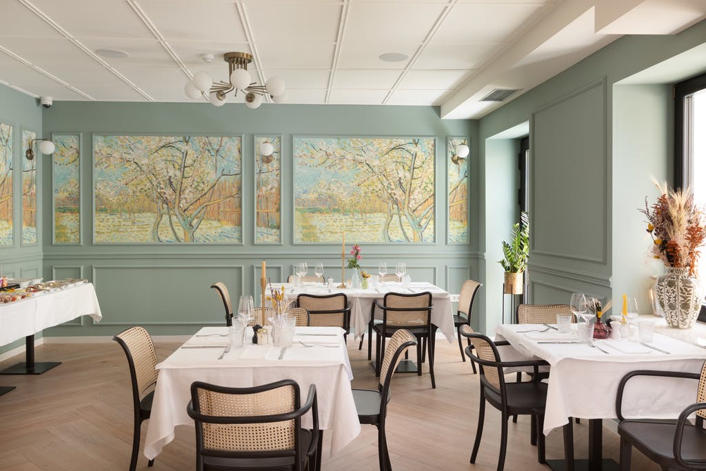 Heritage Hotel Porin 4* – savršen izbor za sve koji žele doživjeti Makarsku kroz spoj tradicije, elegancije i autentičnog dalmatinskog ambijenta!