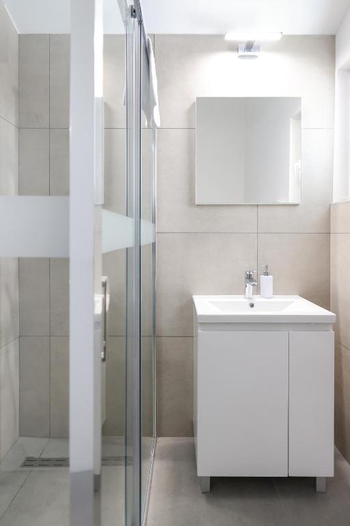 Apartmani Medena 4*, Seget Donji – uživajte u oazi mira gdje more i porodična sreća stvaraju nezaboravne uspomene!