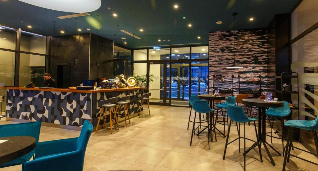 Uživajte u luksuzu i potpunom opuštanju u Marvie Hotel & Health 4* – gdje se mediteranski šarm, elegancija i bogata historija Splita spajaju u savršen odmor!