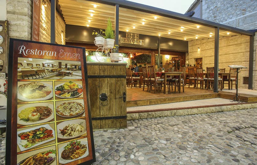 Hotel Emen 4*, Mostar – Autentična harmonija Starog grada, tradicije i vrhunskih gurmanskih užitaka!