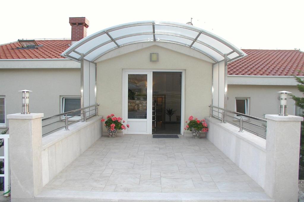 Neum – uživajte u suncu, toplom moru i potpunom opuštanju u Hotelu Agava 4*, gdje se svaki trenutak pretvara u bezbrižan ljetni odmor uz more!