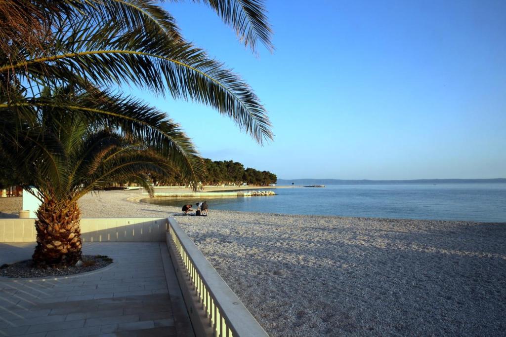 Villa Verica 4* | Prepustite se ljepotama Baške Vode i boravite u apartmanima koji nude potpuni komfor i čarobnu atmosferu!