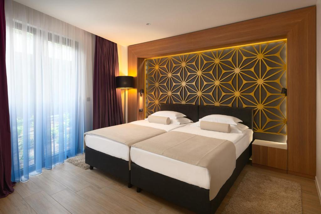 Otkrijte čari boravka u Hotelu Amphora 4*, gdje se elegancija, udobnost i mediteranski šarm spajaju u jedinstven doživljaj Splita!
